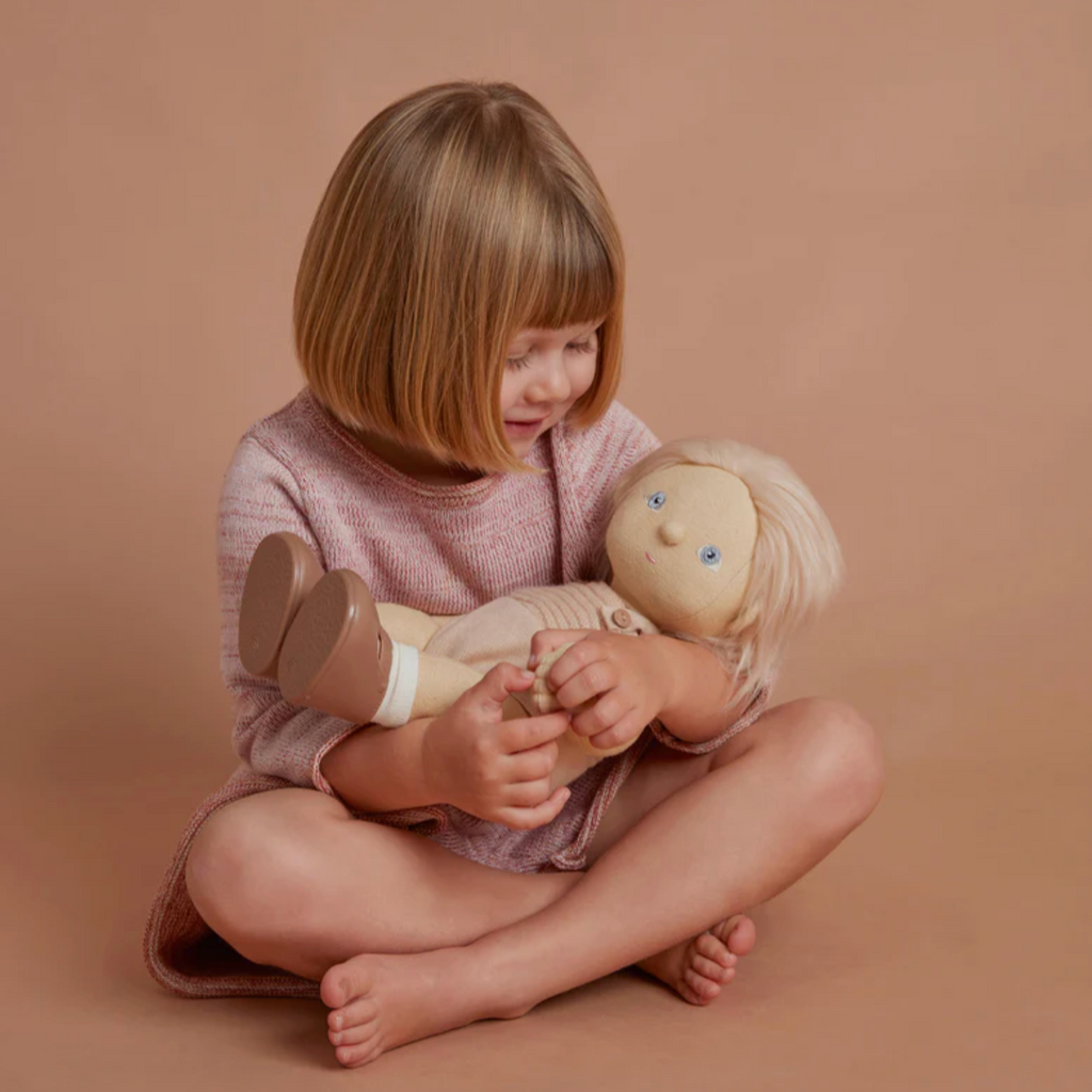 Dinkum Doll- Petal